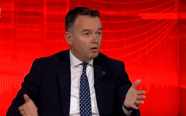 Pecit nuk i pëlqejnë rezultatet e para të exit poll-eve, nis sulmin ndaj mediave Pecit nuk i pëlqejnë rezultatet e para të exit poll-eve, nis sulmin ndaj mediave