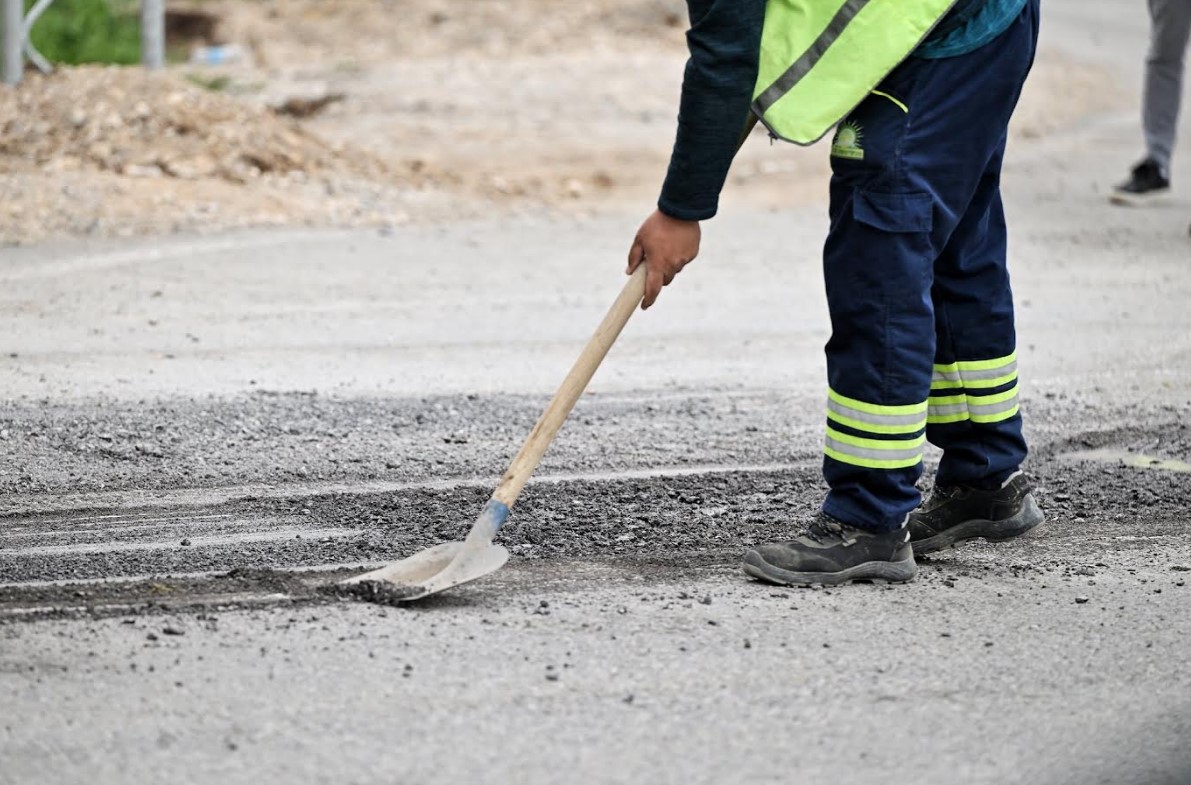 Nis projekti për modernizimin e rrugës Arllat–Malishevë, ndahen mbi 1.8 milionë euro Nis projekti për modernizimin e rrugës Arllat–Malishevë, ndahen mbi 1.8 milionë euro
