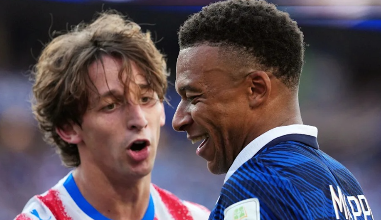 Mbappe pas fitores ndaj Paraguait: Secili lufton me armët e veta
