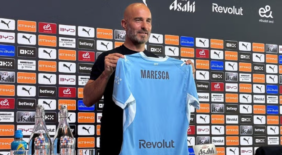 Maresca siguron tifozët e City-t: Nuk do të vuajmë largimin e Guardiola-s si United pas epokës së Ferguson! Maresca siguron tifozët e City-t: Nuk do të vuajmë largimin e Guardiola-s si United pas epokës së Ferguson!