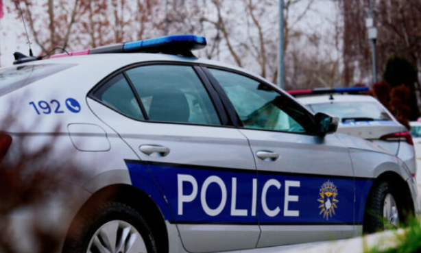E rëndë, një person bie nga një objekt në Prishtinë, vdes në vendin e ngjarjes, policia jep detaje E rëndë, një person bie nga një objekt në Prishtinë, vdes në vendin e ngjarjes, policia jep detaje