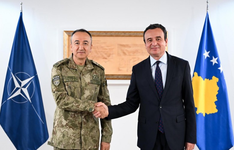 Kurti pret komandantin e KFOR-it, flasin për zgjerim bashkëpunimi