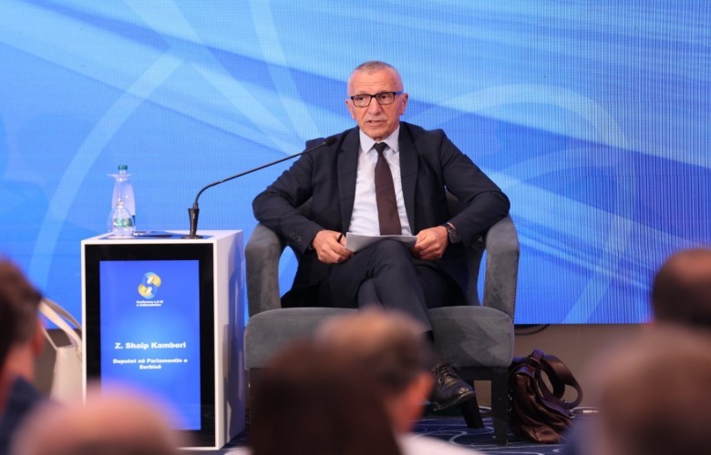 Kamberi: 53 deputetë të opozitës në Serbi kërkojnë shkarkimin e Paunoviqit Kamberi: 53 deputetë të opozitës në Serbi kërkojnë shkarkimin e Paunoviqit