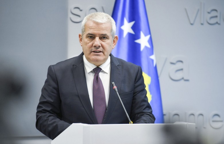 Sveçla kërkon masa më të ashpra ndaj Serbisë pas deklaratave të Paunoviqit Sveçla kërkon masa më të ashpra ndaj Serbisë pas deklaratave të Paunoviqit