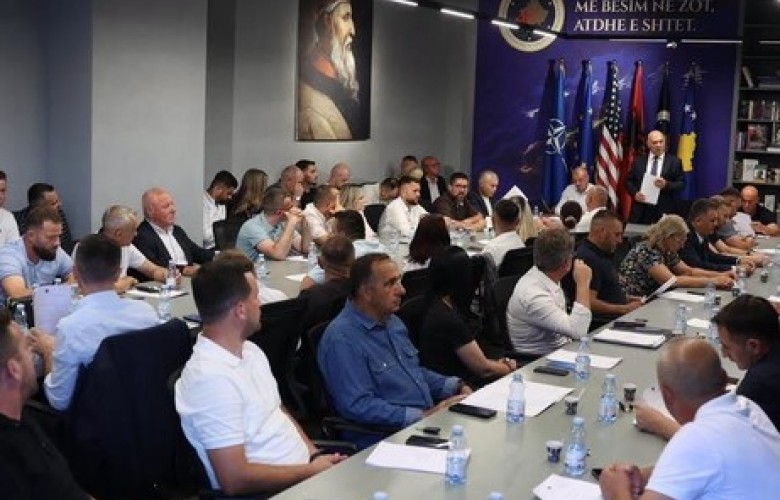 Aleanca zgjedh Kryesinë e re, Gjini: Po hyjmë në një fazë të re organizimi