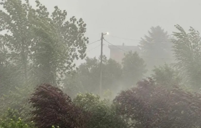 IKSHPK: Qytetarët të mbrohen nga stuhitë dhe rrufetë IKSHPK: Qytetarët të mbrohen nga stuhitë dhe rrufetë