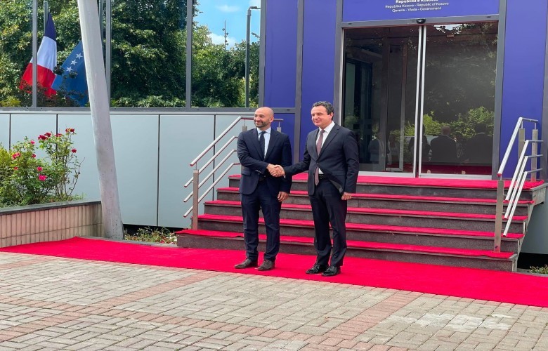 Kurti: Pesë marrëveshje me Francën forcojnë partneritetin dypalësh
