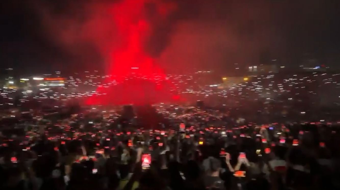 Kanye West “ndez” Tiranën, mijëra fansa nga 80 vende të botës mbushën “Eagle Stadium”. Rama: Shqipëri e bukur europiane