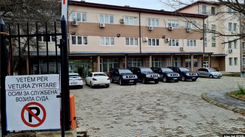 Gjykatat në veri ende pa gjyqtarë e prokurorë serbë: A ka zgjidhje? Gjykatat në veri ende pa gjyqtarë e prokurorë serbë: A ka zgjidhje?