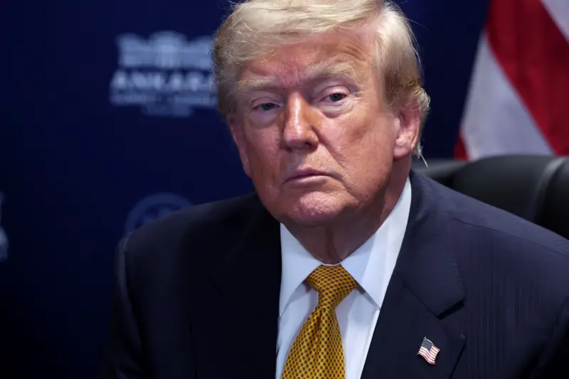 Trump s’e ka ndërmend të ndalet, kërcënon se do ta godasë Iranin ‘fort përsëri sonte’ Trump s’e ka ndërmend të ndalet, kërcënon se do ta godasë Iranin ‘fort përsëri sonte’