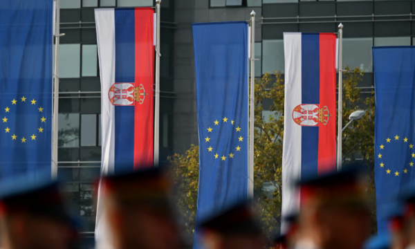 ‘Goditja’ e BE’së ndaj Serbisë – Holanda, Kroacia e 6 shtete të tjera i thonë “Jo” për Kapitullin 3 për anëtarësim