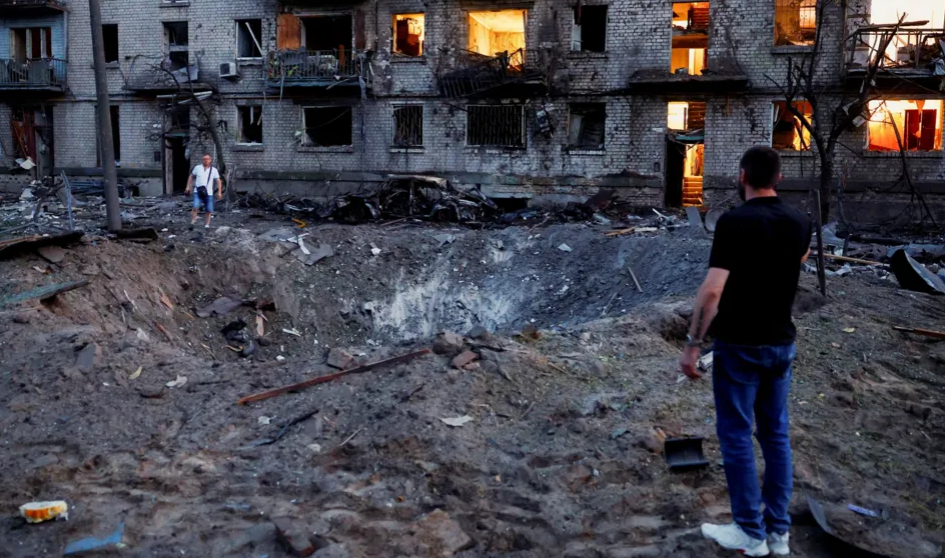 Rusia sulmon me dronë dhe raketa Kievin, humbin jetën 10 persona, dhjetëra të plagosur