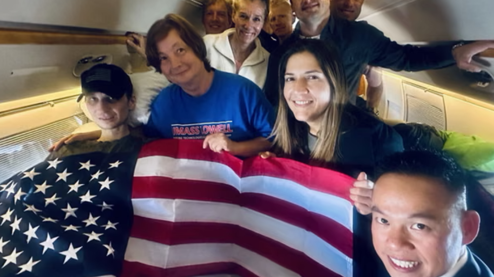 Trump ia kërkoi personalisht Putinit, Rusia liron ish-marinsin amerikan pas katër vitesh burgim Trump ia kërkoi personalisht Putinit, Rusia liron ish-marinsin amerikan pas katër vitesh burgim