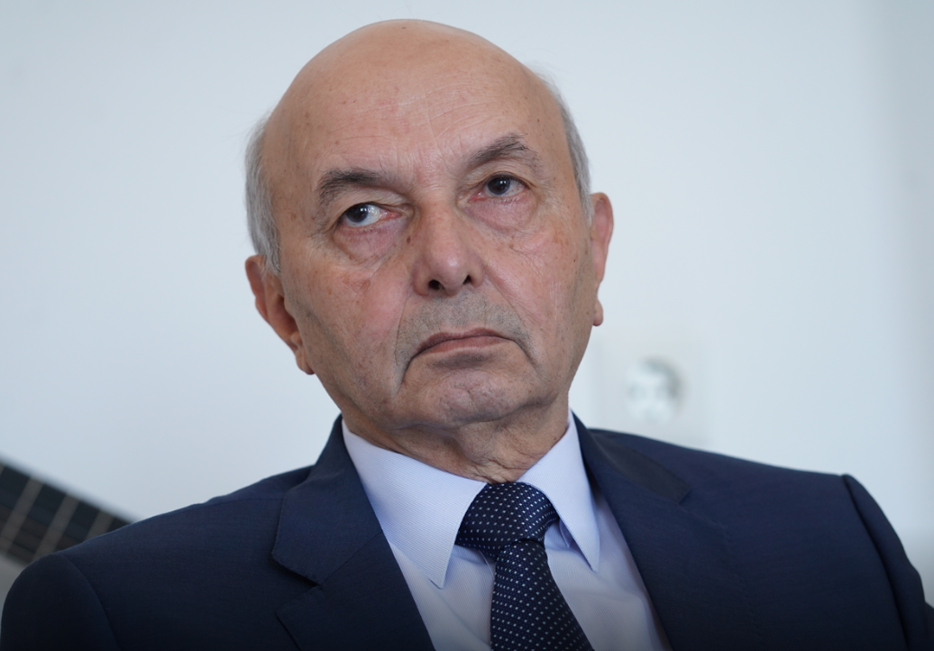Mustafa: S’ka arsye që të lidhet Presidenti me konstituimin, Kurti po iu bën presion opozitës sipas kuteve të tij Mustafa: S’ka arsye që të lidhet Presidenti me konstituimin, Kurti po iu bën presion opozitës sipas kuteve të tij