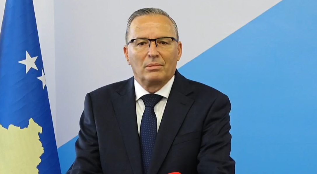 Hamza kërkon konstituimin urgjent të Kuvendit: Nuk mund të kushtëzohet nga kalkulimet politike Hamza kërkon konstituimin urgjent të Kuvendit: Nuk mund të kushtëzohet nga kalkulimet politike