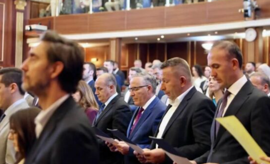 PDK i çoi letër të re që të thërras vazhdimin e seancës për nesër, Dehari refuzoi menjëherë PDK i çoi letër të re që të thërras vazhdimin e seancës për nesër, Dehari refuzoi menjëherë