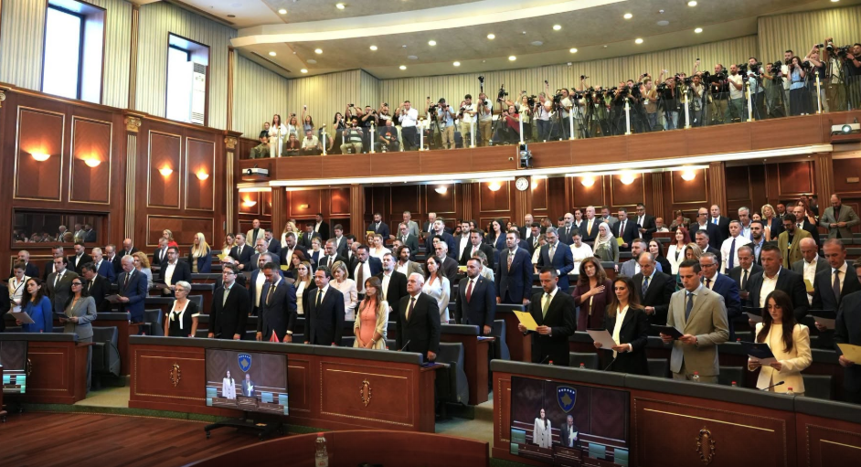 Çfarë ndodh nëse Kuvendi i Kosovës nuk konstituohet deri në mesnatë? Çfarë ndodh nëse Kuvendi i Kosovës nuk konstituohet deri në mesnatë?