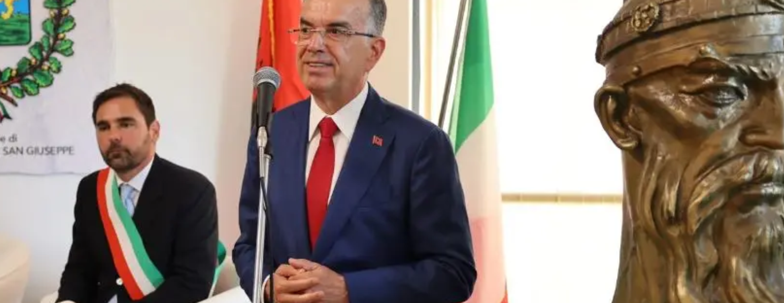 “Ata janë frymëzim”, Begaj viziton arbëreshët e Italisë “Ata janë frymëzim”, Begaj viziton arbëreshët e Italisë