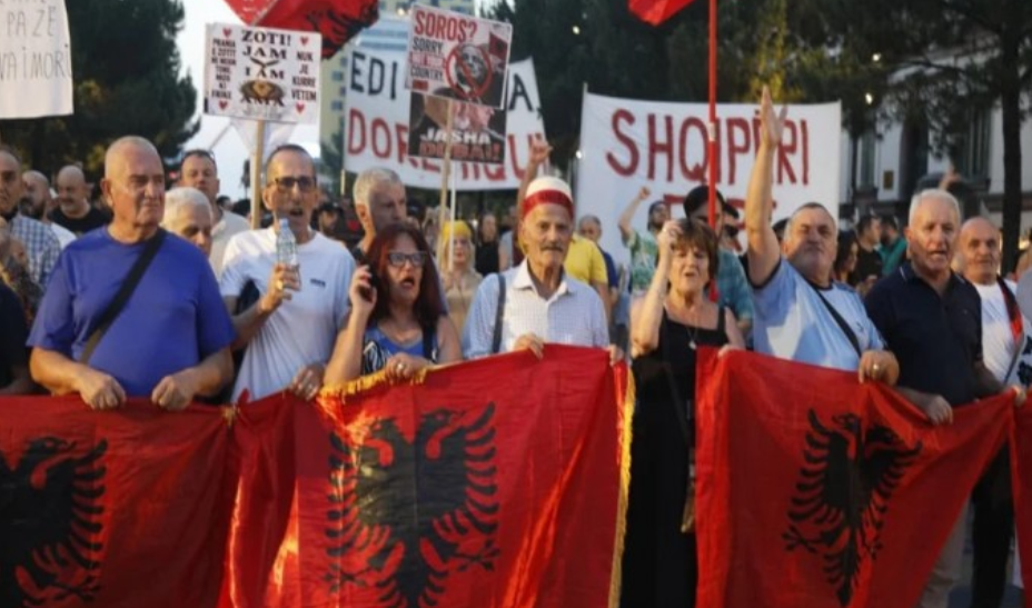 Protesta në Tiranë në ditën e 79-të Protesta në Tiranë në ditën e 79-të