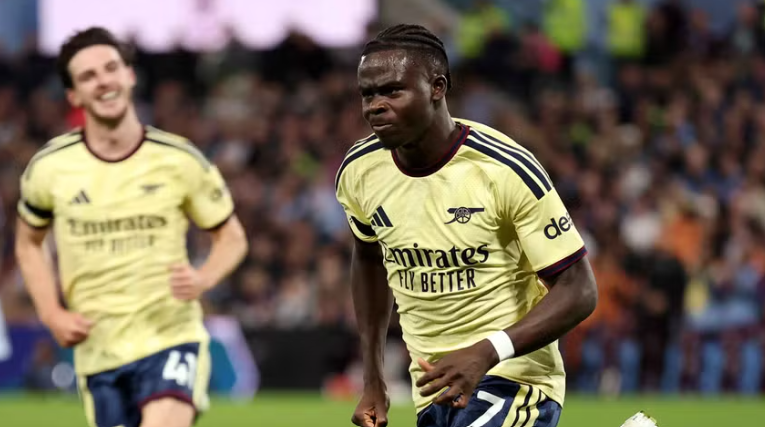 Vendos Saka, Arsenali mposht Aston Villan