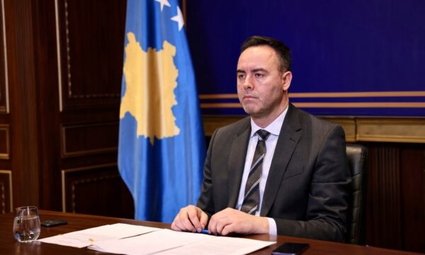 24 orë pas deklaratave të Zelenskyt, reagon Konjufca: Keqardhje, qëndruam krah Ukrainës, i vendosëm sanksione Rusisë 24 orë pas deklaratave të Zelenskyt, reagon Konjufca: Keqardhje, qëndruam krah Ukrainës, i vendosëm sanksione Rusisë