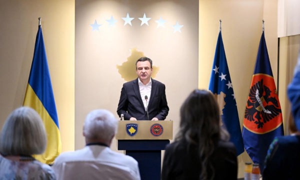 Kurti feston pavarësinë e Ukrainës pas deklaratave të Zelenskyt në Beograd: Ndihma jonë s’ka qenë kurrë transaksion