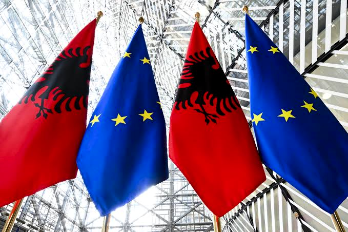 BE akordon 100 milionë euro për Shqipërinë, fokusi te lëndët e para kritike, mjedisi dhe reformat demokratike BE akordon 100 milionë euro për Shqipërinë, fokusi te lëndët e para kritike, mjedisi dhe reformat demokratike