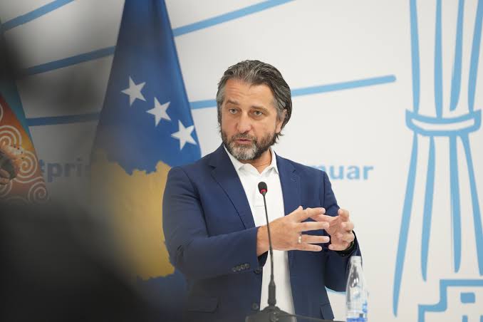 Përparim Rama: Kjo nuk është më politikë, është çnjerëzore – do ta çojmë rastin deri në instancat më të larta të drejtësisë Përparim Rama: Kjo nuk është më politikë, është çnjerëzore – do ta çojmë rastin deri në instancat më të larta të drejtësisë