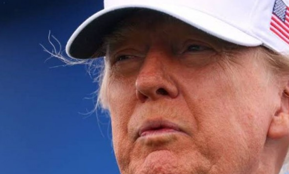 Trump minimizon rreziqet e inteligjencës artificiale