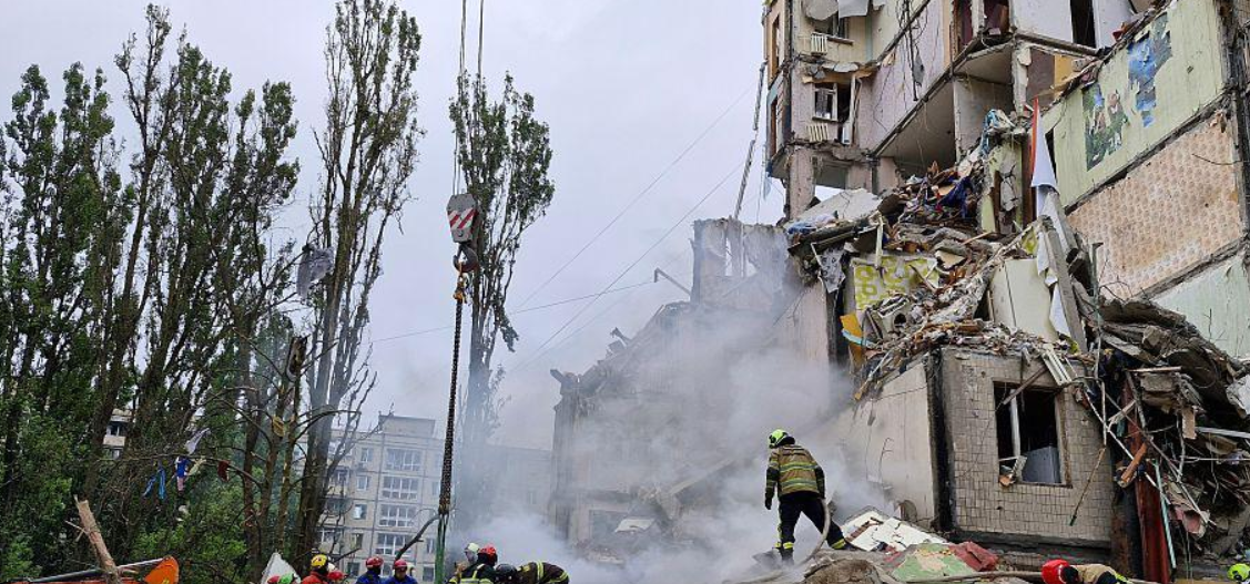 Rusia rinis sulmet masive ndaj Kievit pas armëpushimit të shkurtër Rusia rinis sulmet masive ndaj Kievit pas armëpushimit të shkurtër