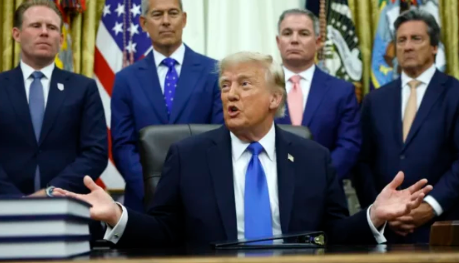 CNN: Me diplomacinë e bllokuar, Trump rikthehet te ideja e ndryshimit të regjimit në Iran CNN: Me diplomacinë e bllokuar, Trump rikthehet te ideja e ndryshimit të regjimit në Iran