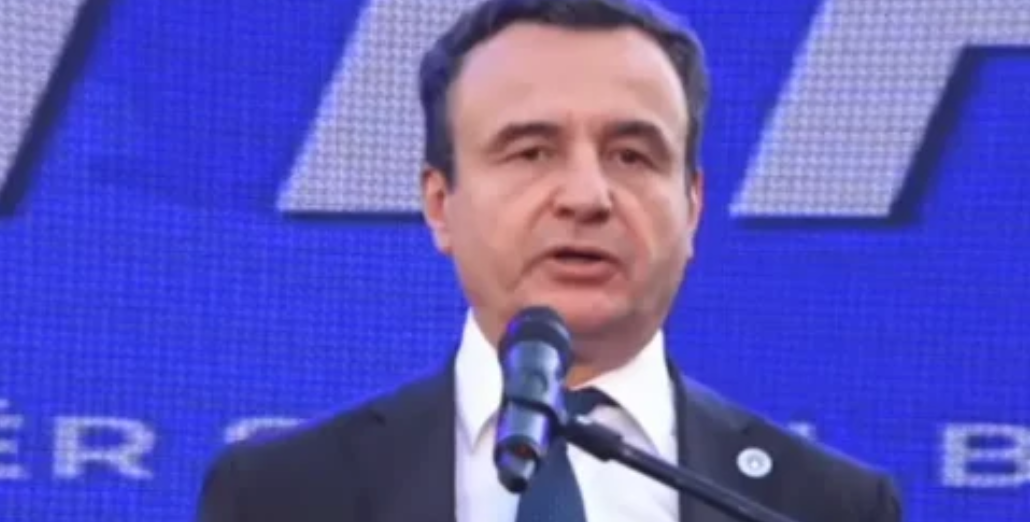 Kurti në 27-vjetorin e Policisë thotë se Kosova është më e sigurt se asnjëherë më parë Kurti në 27-vjetorin e Policisë thotë se Kosova është më e sigurt se asnjëherë më parë