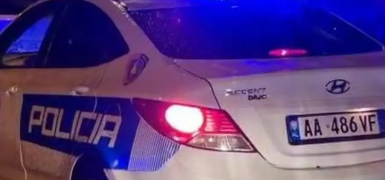 Ngjarje e rëndë në Korçë, vëllai godet vëllanë me sëpatë Ngjarje e rëndë në Korçë, vëllai godet vëllanë me sëpatë