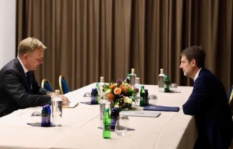 Hoxha-Sørensen në Bled: Dialogu Kosovë-Serbi, i domosdoshëm për paqen Hoxha-Sørensen në Bled: Dialogu Kosovë-Serbi, i domosdoshëm për paqen