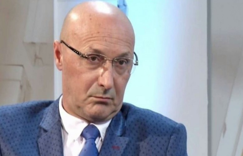 Sot seanca fillestare ndaj Fatmir Shehollit, i akuzuar për spiunazh dhe shantazh Sot seanca fillestare ndaj Fatmir Shehollit, i akuzuar për spiunazh dhe shantazh