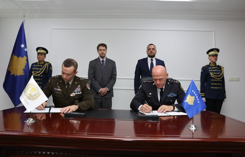 FSK-ja nënshkruan marrëveshjen për pjesëmarrje në misionin ndërkombëtar në Gaza FSK-ja nënshkruan marrëveshjen për pjesëmarrje në misionin ndërkombëtar në Gaza