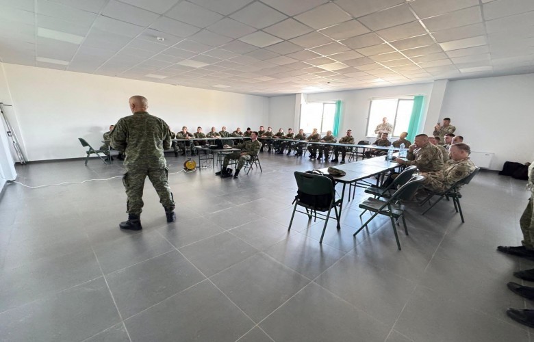 FSK avancon kapacitetet për mirëmbajtjen e automjeteve HMMWV FSK avancon kapacitetet për mirëmbajtjen e automjeteve HMMWV