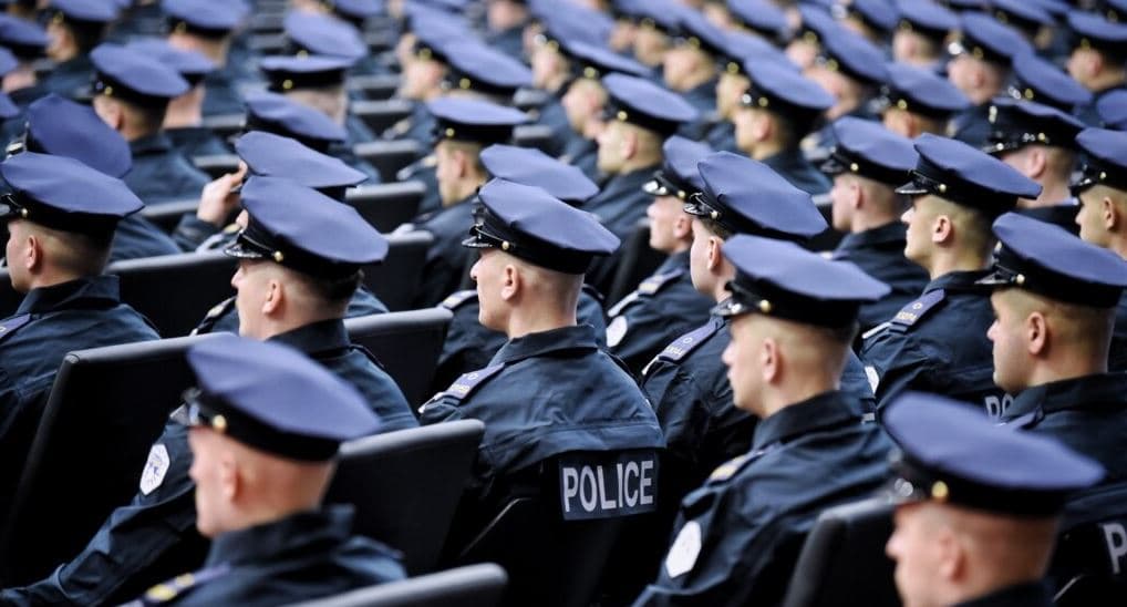 Policia e Kosovës shënon 27-vjetorin me ceremoni solemne festive