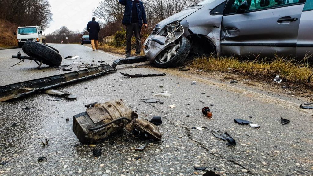 46 aksidente dhe 2456 gjoba trafiku të shqiptuara për 24 orë