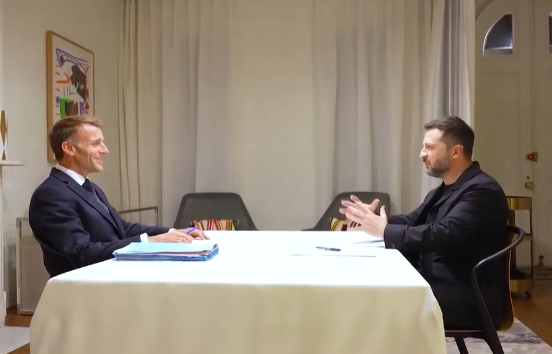 Macron bisedime me Zelenskyn: Franca do të qëndrojë pranë Ukrainës gjatë dimrit Macron bisedime me Zelenskyn: Franca do të qëndrojë pranë Ukrainës gjatë dimrit