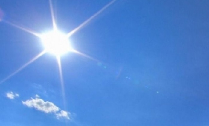 Shqipëri, mot i kthjellët dhe me diell, zonat bregdetare përfshihen nga era Shqipëri, mot i kthjellët dhe me diell, zonat bregdetare përfshihen nga era