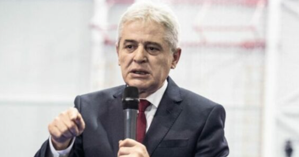Ali Ahmeti reagon për ngjarjet në Shqipëri: Asnjë forme dhune, nga cilado palë, s’mund të jetë përgjigje ndaj krizës Ali Ahmeti reagon për ngjarjet në Shqipëri: Asnjë forme dhune, nga cilado palë, s’mund të jetë përgjigje ndaj krizës