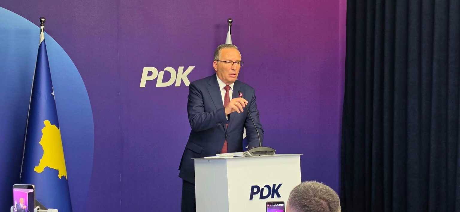 Bedri Hamza jep dorëheqje të parevokueshme nga Kryetari i PDK-së