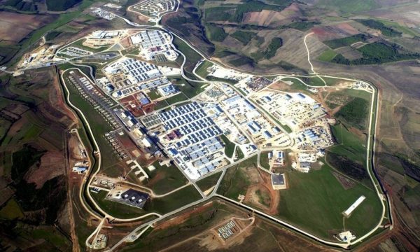 “S’kemi asgjë për të njoftuar tani”: Pentagoni për idenë e Kurtit që Bondsteel të bëhet bazë e përhershme ushtarake në Kosovë “S’kemi asgjë për të njoftuar tani”: Pentagoni për idenë e Kurtit që Bondsteel të bëhet bazë e përhershme ushtarake në Kosovë