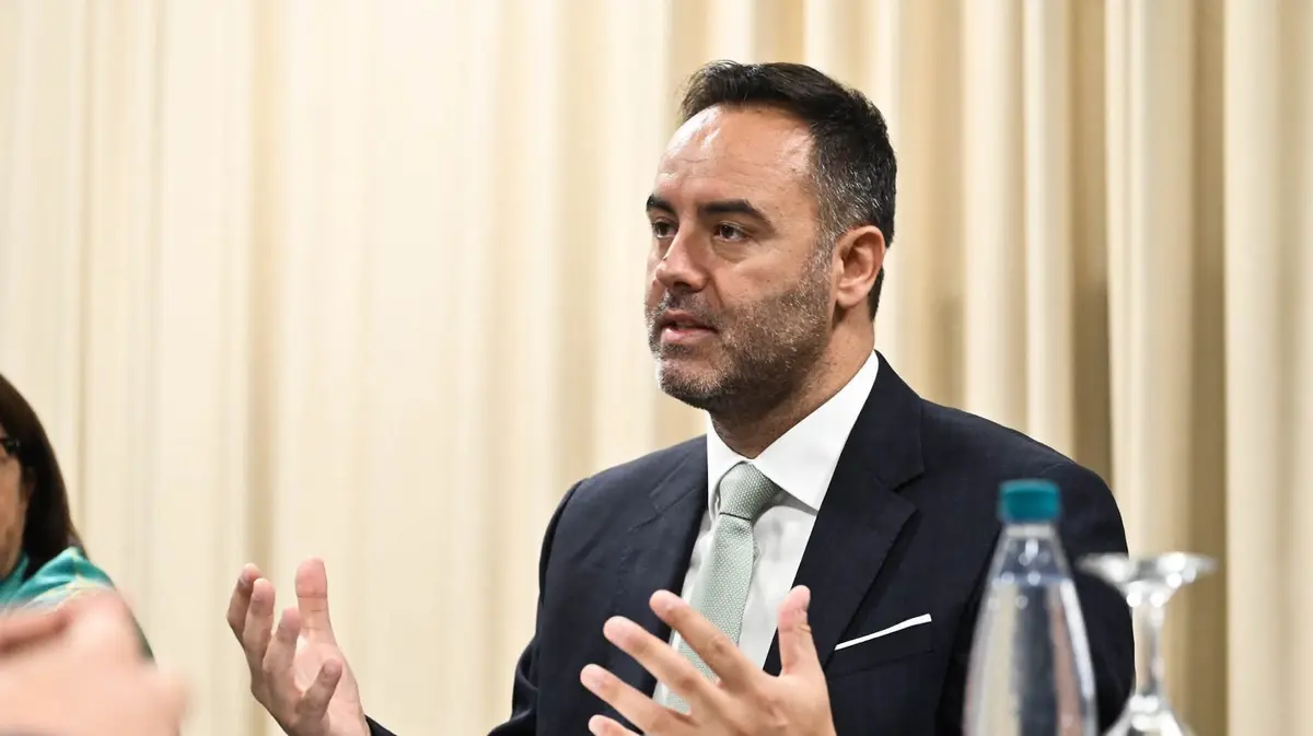 Konjufca: Ambiciet e Serbisë kërcënim real, BE-ja t’i bëjë presion për dorëzimin e Radoiçiqit Konjufca: Ambiciet e Serbisë kërcënim real, BE-ja t’i bëjë presion për dorëzimin e Radoiçiqit
