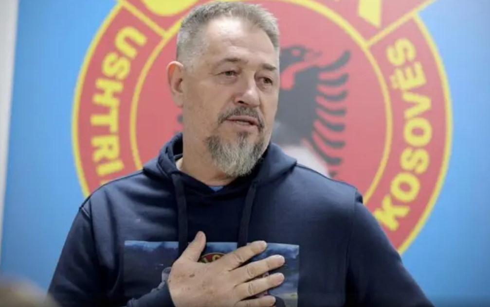 Sami Lushtaku i përgjigjet Alban Krasniqit të LV-së: Kush mendon se mundet të më gjunjëzojë le ta provojë Sami Lushtaku i përgjigjet Alban Krasniqit të LV-së: Kush mendon se mundet të më gjunjëzojë le ta provojë