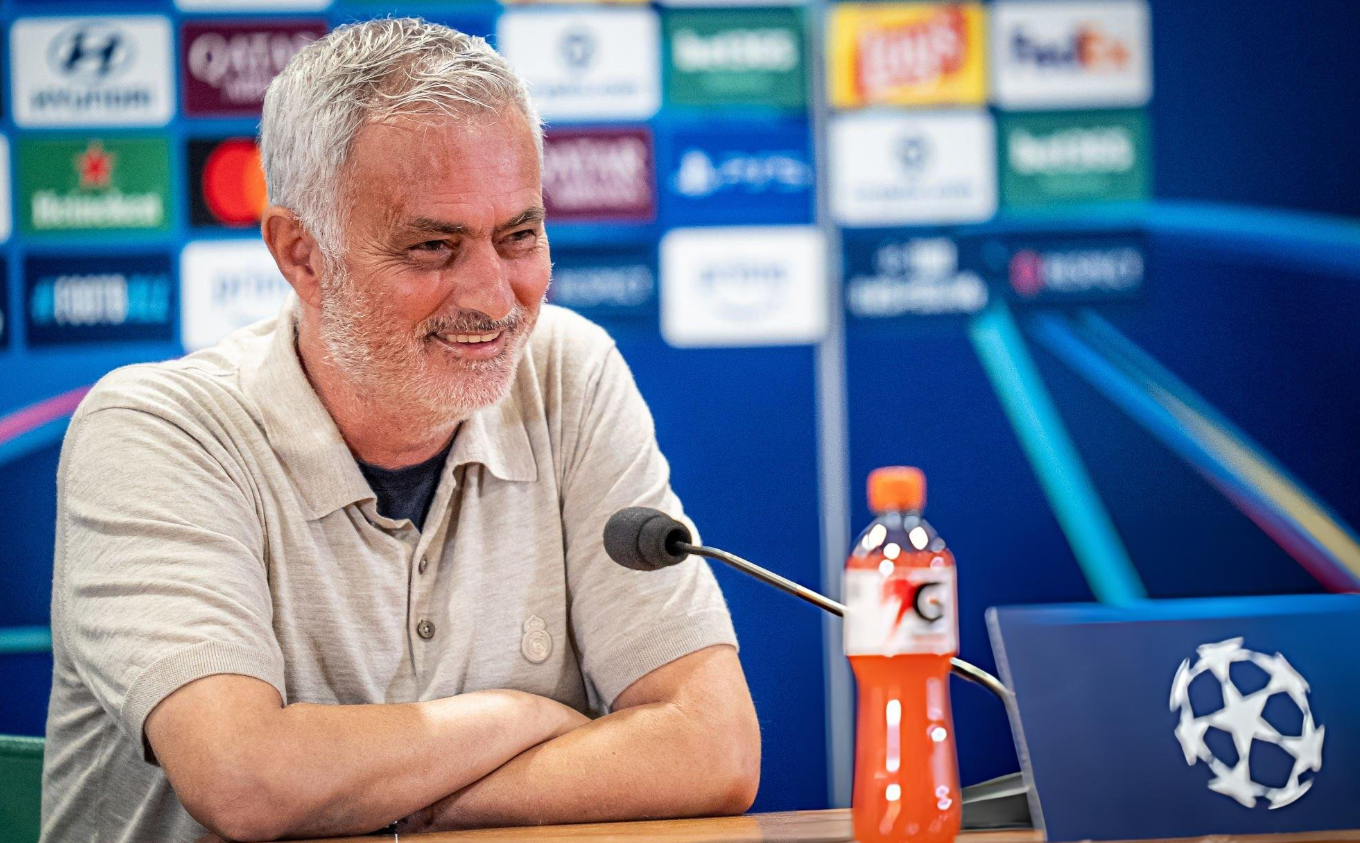 Mourinho: Unë dhe Roma do të jemi kundërshtarë, por kurrë armiq Mourinho: Unë dhe Roma do të jemi kundërshtarë, por kurrë armiq