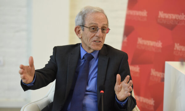 Serwer: BE në fund u ndërgjegjësua për pabesitë e Vuçiqit, ai do të përpiqet t’ia vështirësojë punën Listës Studentore Serwer: BE në fund u ndërgjegjësua për pabesitë e Vuçiqit, ai do të përpiqet t’ia vështirësojë punën Listës Studentore